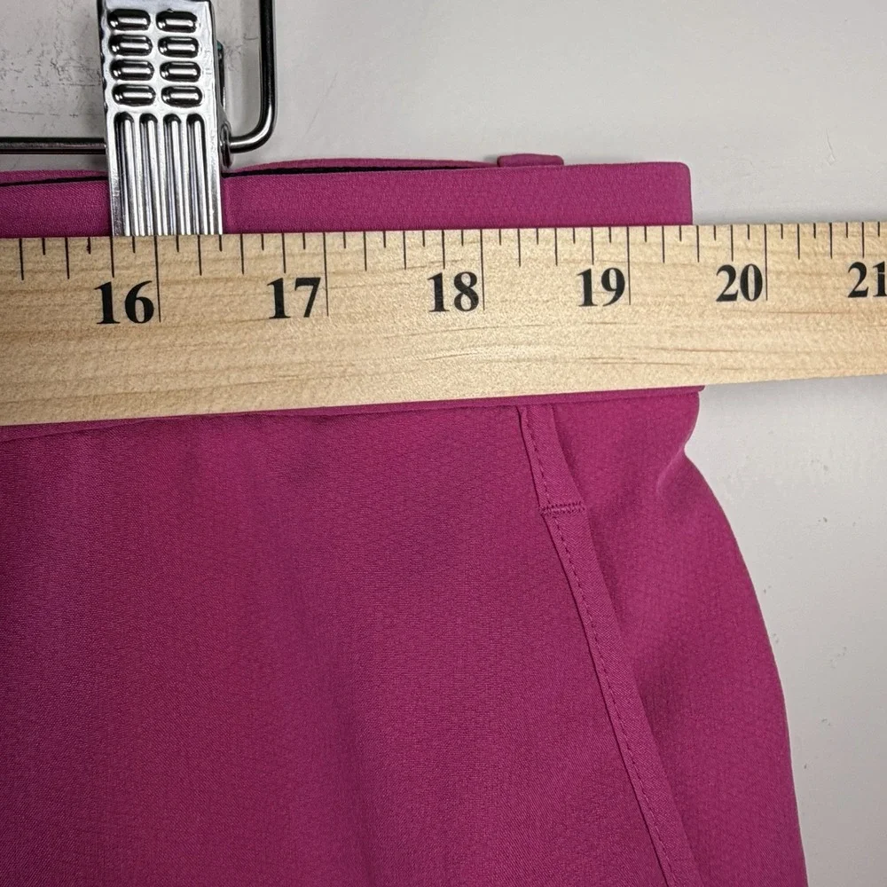 Nike Golf Men's 40x11 Dri-Fit Performance Stretch Bright Pink Chino Golf Shorts